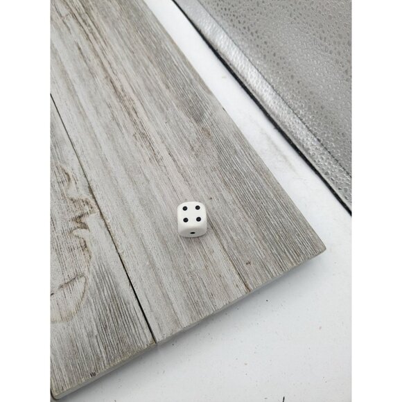 Hasbro Trivial Pursuit Genus IV Game Replacement Pie Pieces Dice Extra - Picture 2 of 3